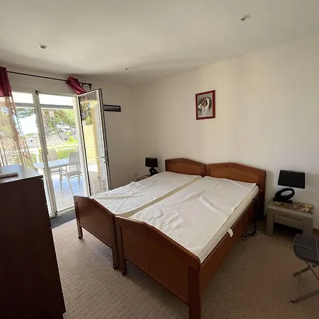 Charmante 3 Avec Piscine Privee A 10 Min De La Plage, Climatisee, Parking - Fr-1-607-26
