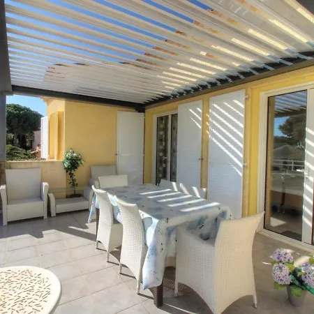 Villa Climatisee Avec Piscine Privee Pour 6 Personnes Proche Et Port, Calme Et Confortable - Fr-1-607-26