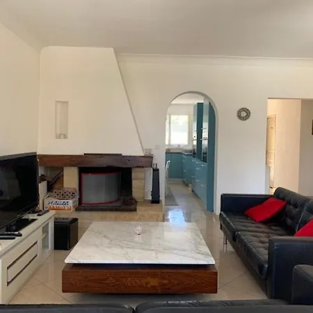 Villa Climatisee Avec Piscine Privee Pour 6 Personnes Proche Et Port, Calme Et Confortable - Fr-1-607-26 Agde